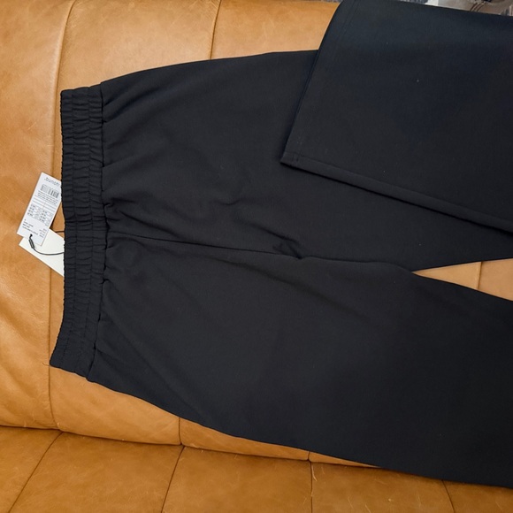Comfy Classic Wide Legs Black Pants - Picture 5 of 5